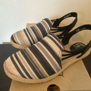Shoes, casual, flats, b.o.c., size 6.5